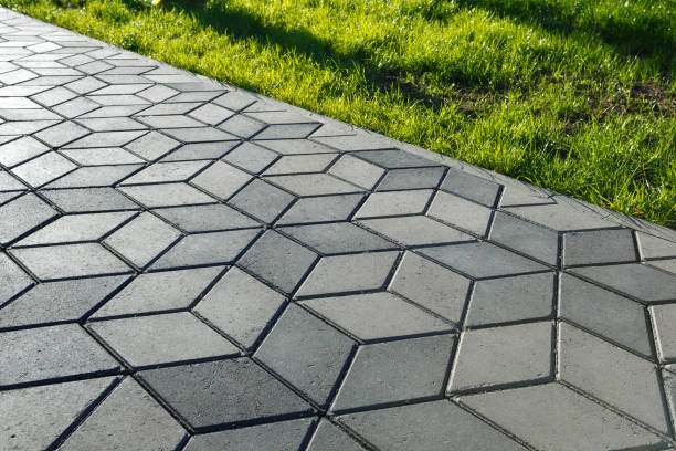 Best Driveway Pavers Cost  in Elwood, KS